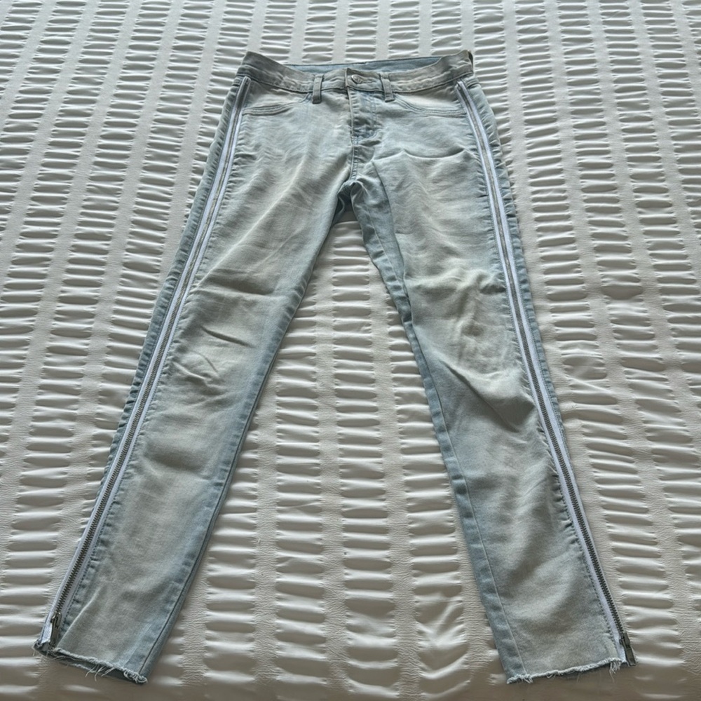 Oo La La Light Wash Jeans